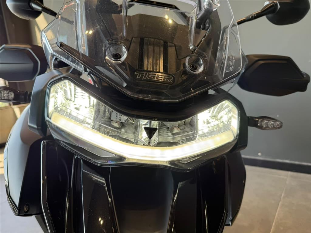 TRIUMPH TIGER 1200 BLACK EDITION 2024