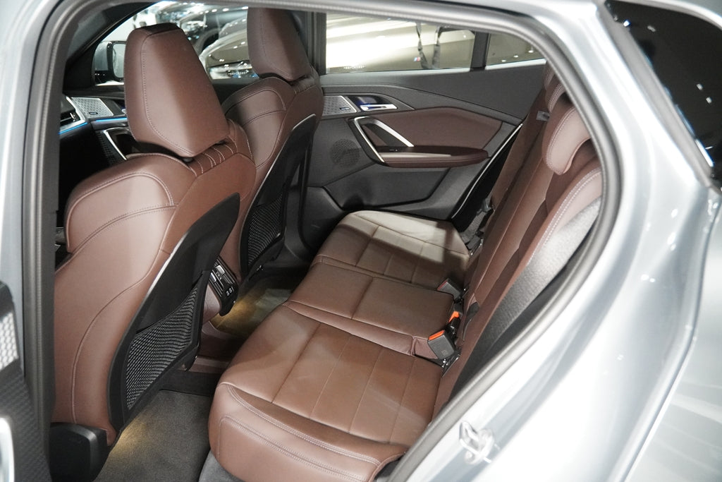 BMW iX2 64,8 KW ELÉTRICO XDRIVE30 M SPORT 2025