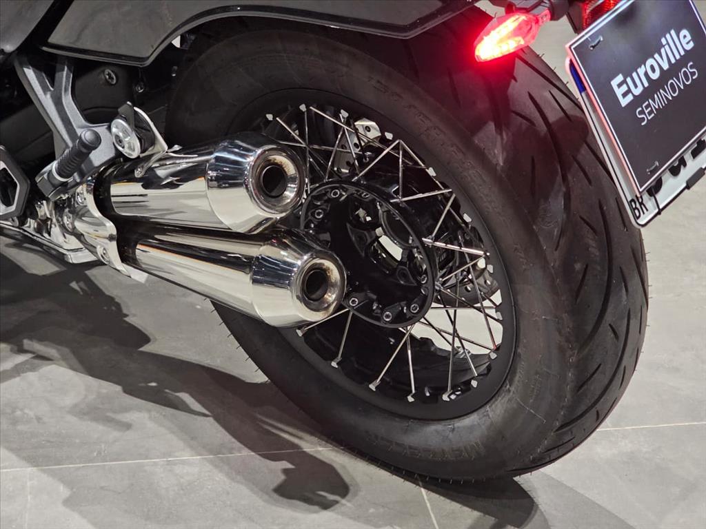 BMW R 12 OPTION 719 2025