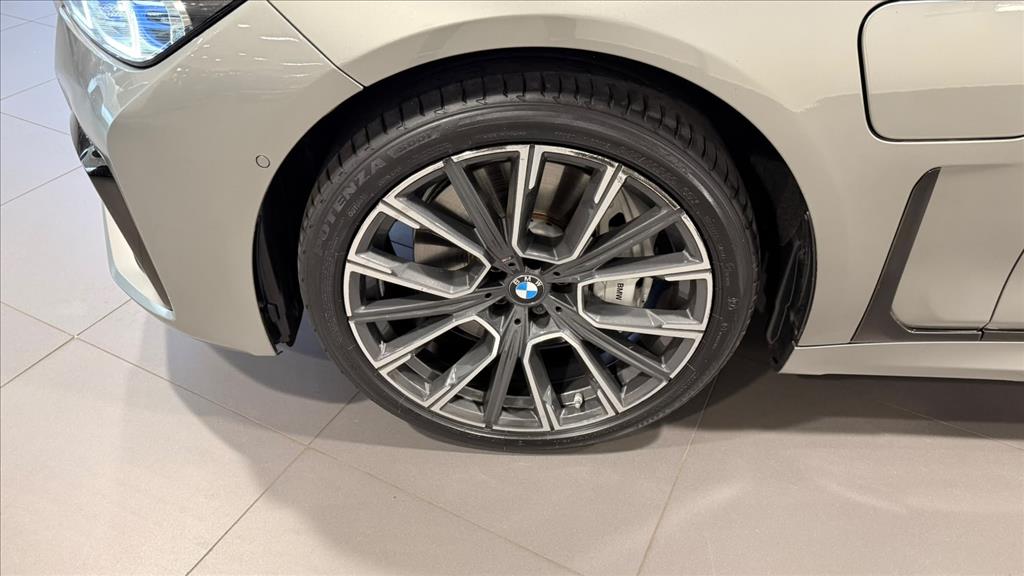 BMW 745Le 3.0 TWINPOWER HÍBRIDO M SPORT AUTOMÁTICO 2020