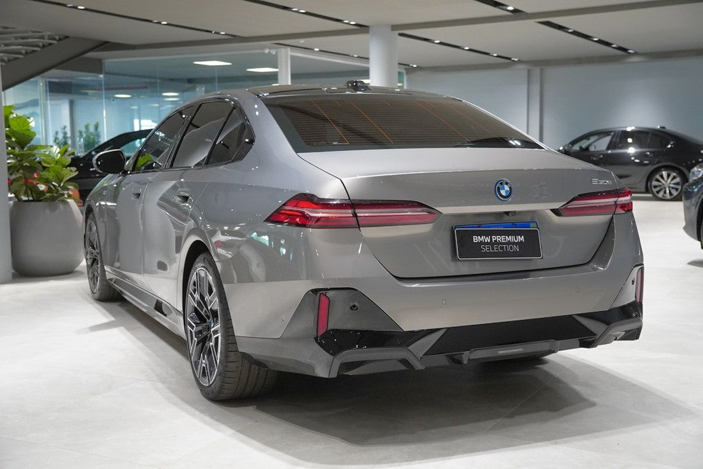 BMW 530e 2.0 TWINPOWER PHEV M SPORT AUTOMÁTICO 2025
