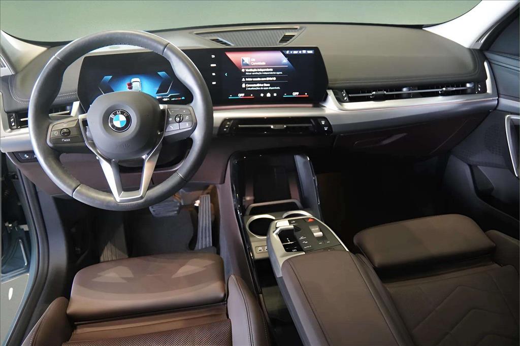BMW X1 2.0 16V Turbo Gasolina sDrive20i X-Line Steptronic 2025 — foto 9 de 17
