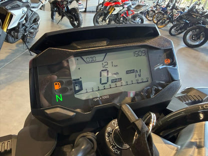 BMW G 310 R 2025
