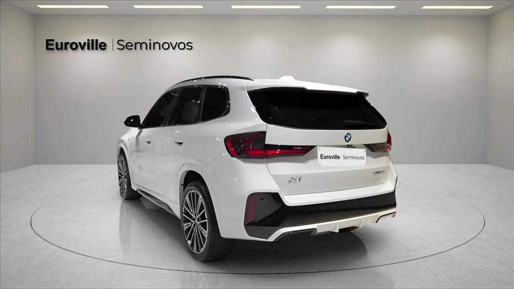 BMW X1 2.0 16V Turbo Gasolina sDrive20i M Sport Steptronic 2026 — foto 7 de 17 (ampliada)