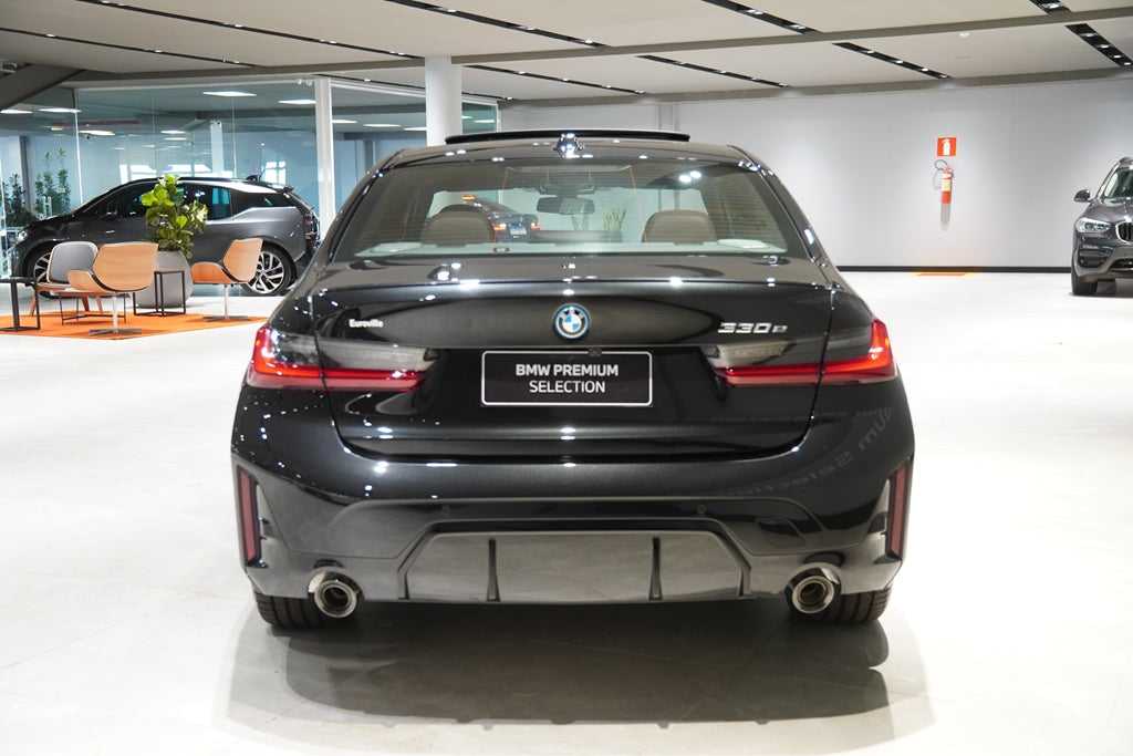 BMW 330e 2.0 16V TURBO HÍBRIDO M SPORT AUTOMÁTICO 2026