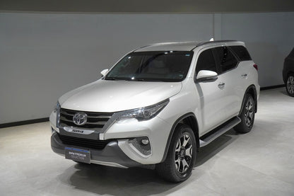 TOYOTA HILUX SW4 2.8 SRX DIAMOND 4X4 7 LUGARES 16V TURBO INTERCOOLER DIESEL 4P AUTOMÁTICO 2020
