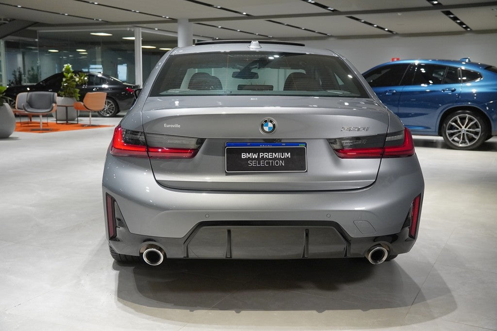 BMW 320i 2.0 16V Turbo Flex M Sport Automático 2026 — foto 5 de 15 (ampliada)