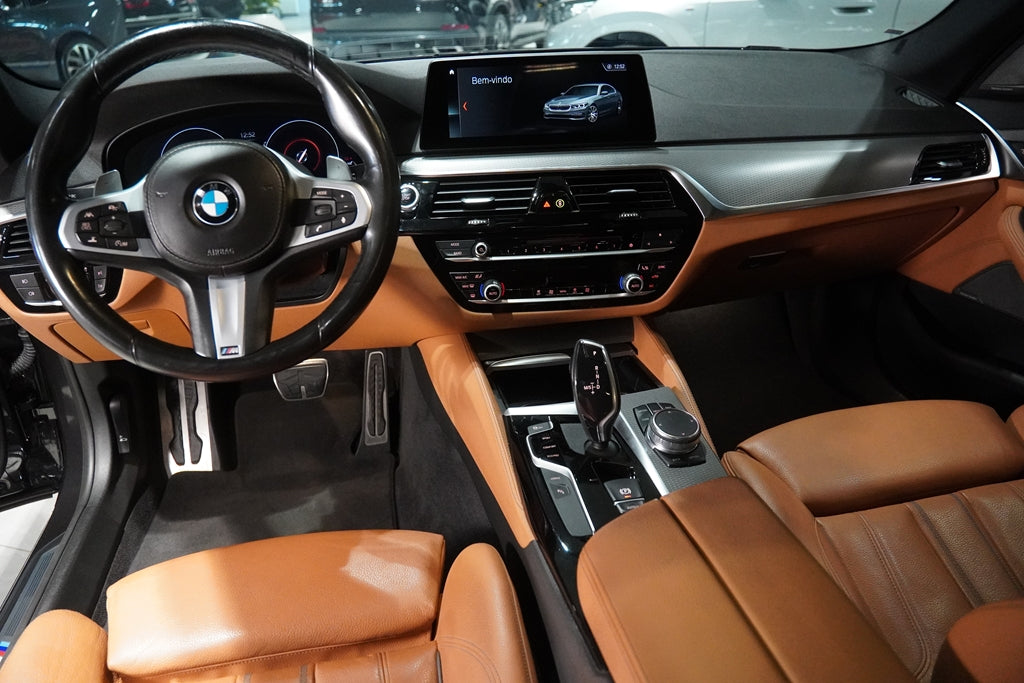 BMW 530e 2.0 16V TWINPOWER HÍBRIDO M SPORT AUTOMÁTICO 2019