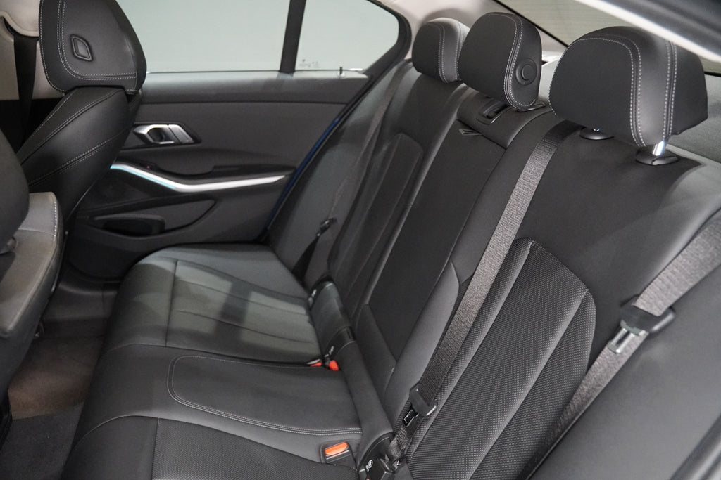 BMW 320i 2.0 16V Turbo Flex GP Automático 2023 — foto 11 de 14