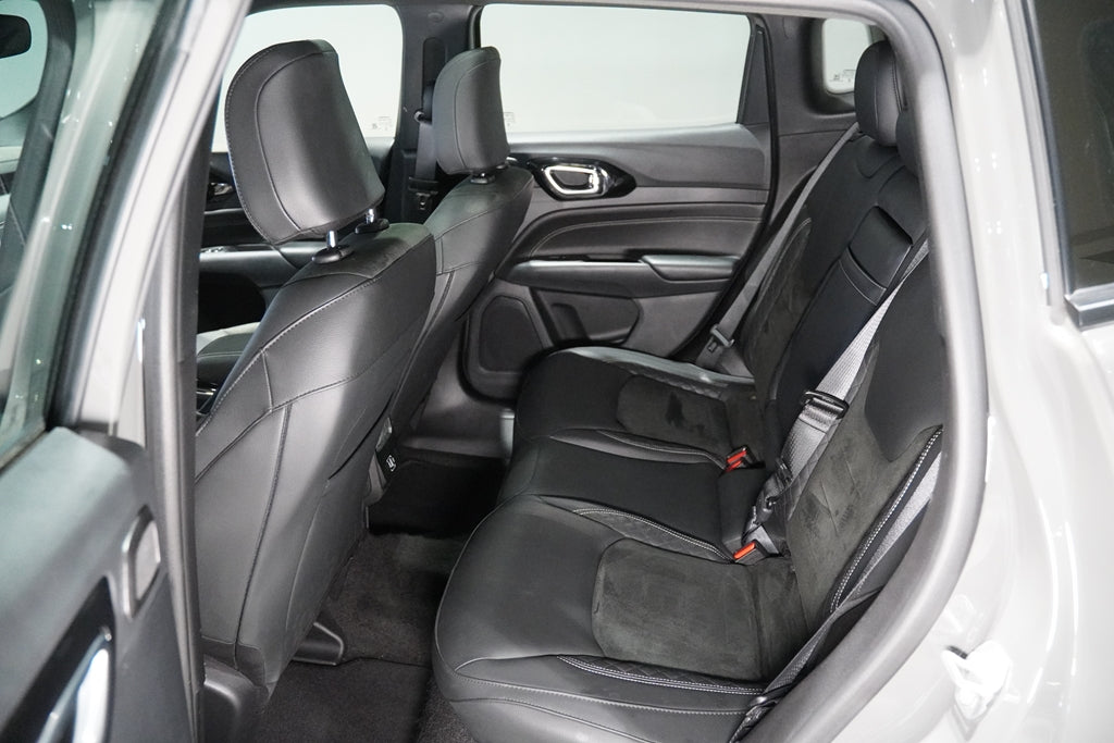 JEEP COMPASS 2.0 HURRICANE 4 TURBO GASOLINA BLACKHAWK AT9 2025