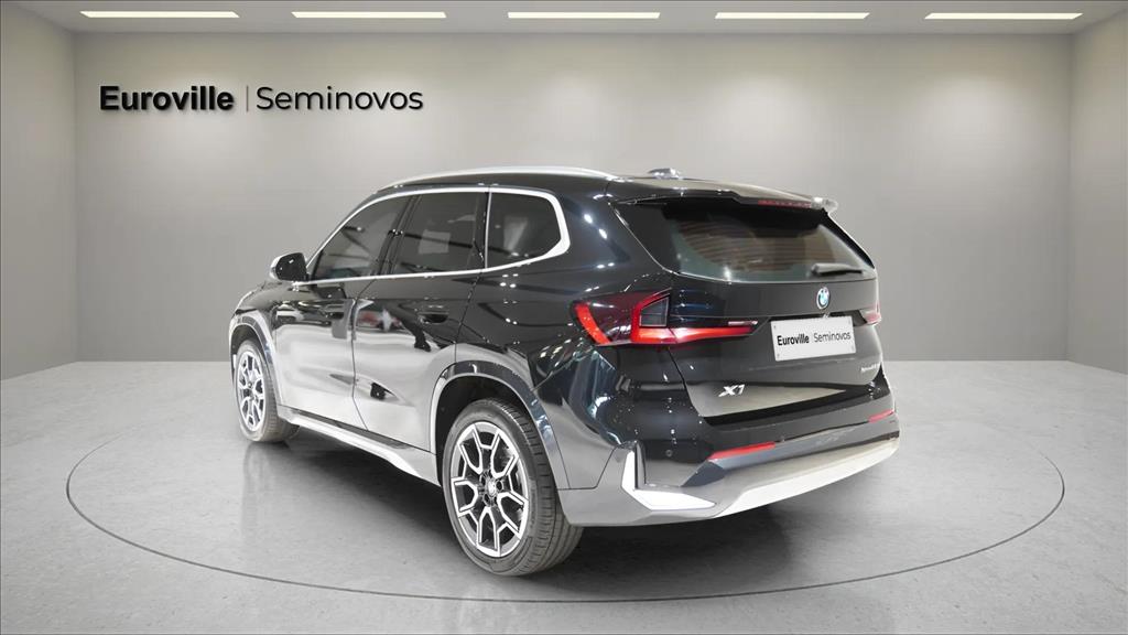 BMW X1 2.0 16V Turbo Gasolina sDrive20i X-Line Steptronic 2023 — foto 6 de 14 (ampliada)