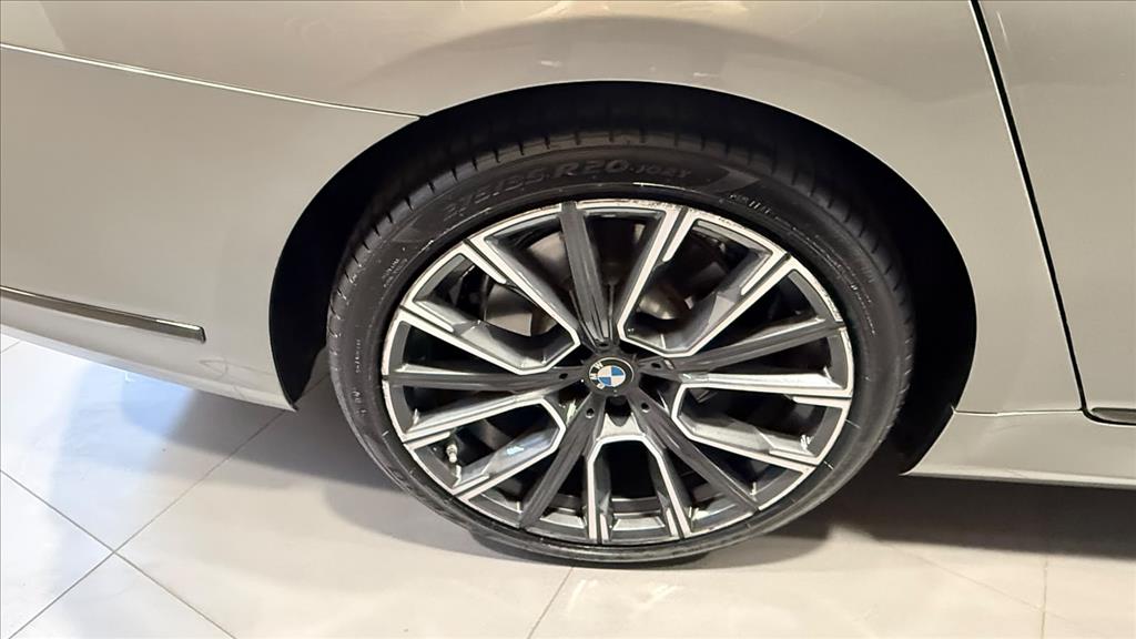 BMW 745Le 3.0 TWINPOWER HÍBRIDO M SPORT AUTOMÁTICO 2020