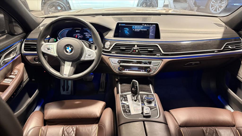 BMW 745Le 3.0 TWINPOWER HÍBRIDO M SPORT AUTOMÁTICO 2020