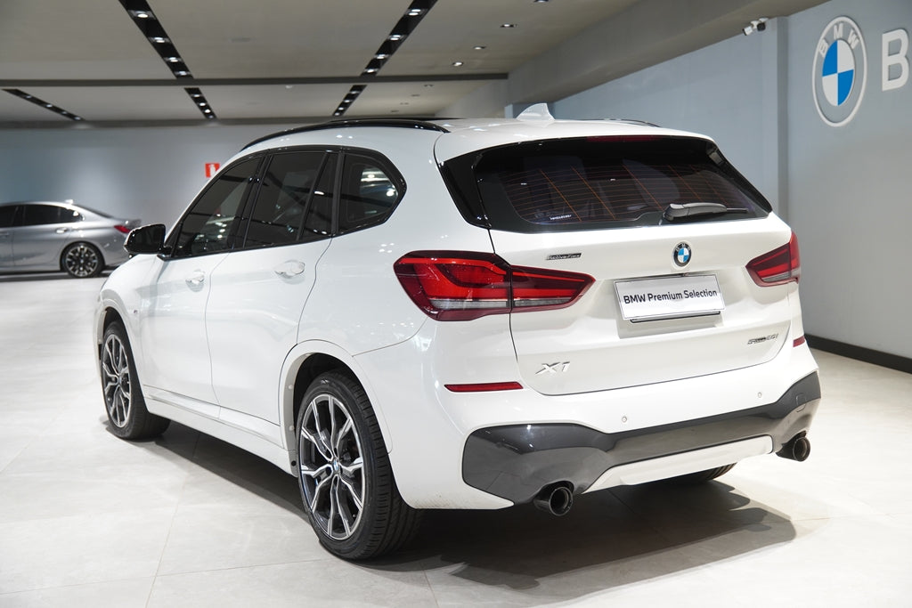 BMW X1 2.0 16V Turbo ActiveFlex sDrive20i M Sport 4P Automático 2022 — foto 8 de 18