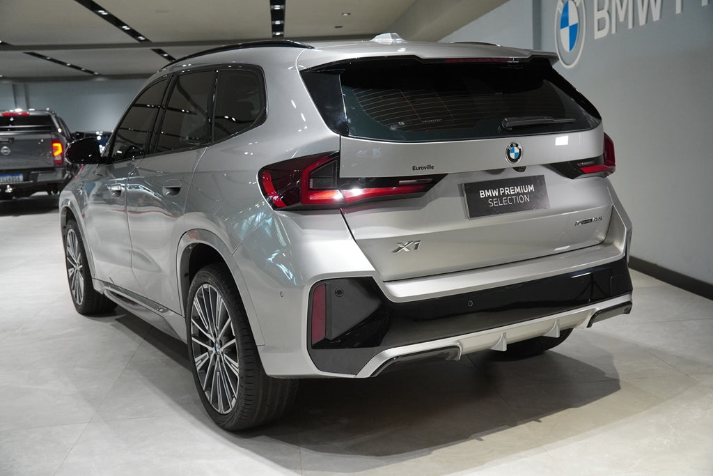 BMW X1 2.0 16V TURBO GASOLINA SDRIVE20I M SPORT STEPTRONIC 2024