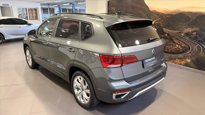 VOLKSWAGEN TAOS 1.4 250 TSI TOTAL FLEX COMFORTLINE AUTOMÁTICO 2022