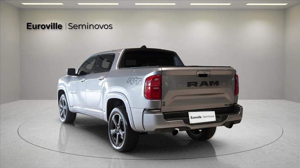 RAM Rampage 2.0 Hurricane 4 Turbo Gasolina R/t 4X4 Automático 2024 — foto 8 de 15 (ampliada)