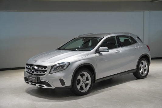 MERCEDES-BENZ GLA 200 1.6 CGI FLEX STYLE 7G-DCT 2020