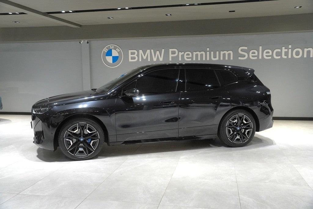BMW iX ELÉTRICO XDRIVE50 SPORT 2024