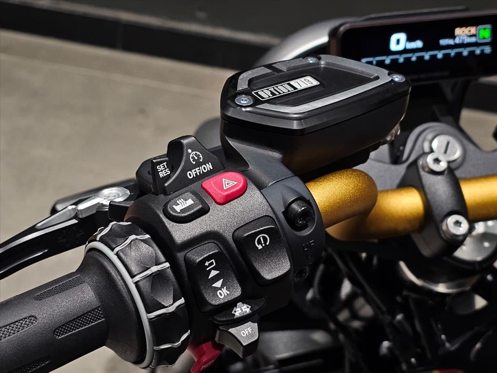 BMW R 12 OPTION 719 2025