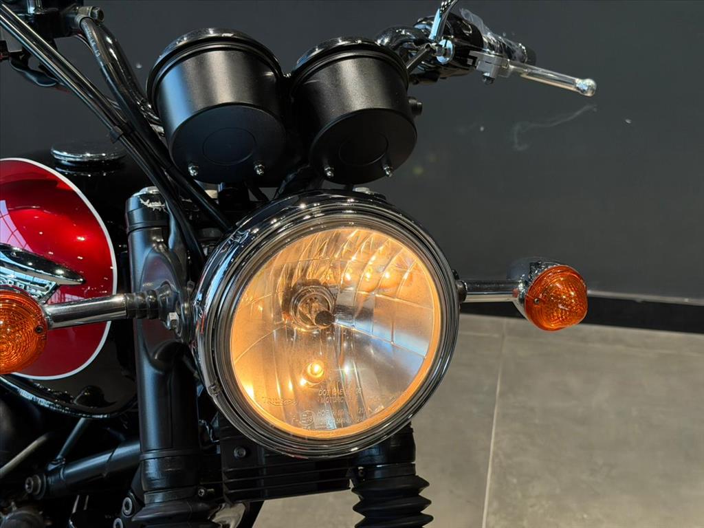 TRIUMPH BONNEVILLE T 100 865 2014
