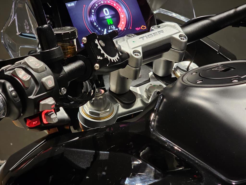 TRIUMPH TIGER 1200 BLACK EDITION 2026