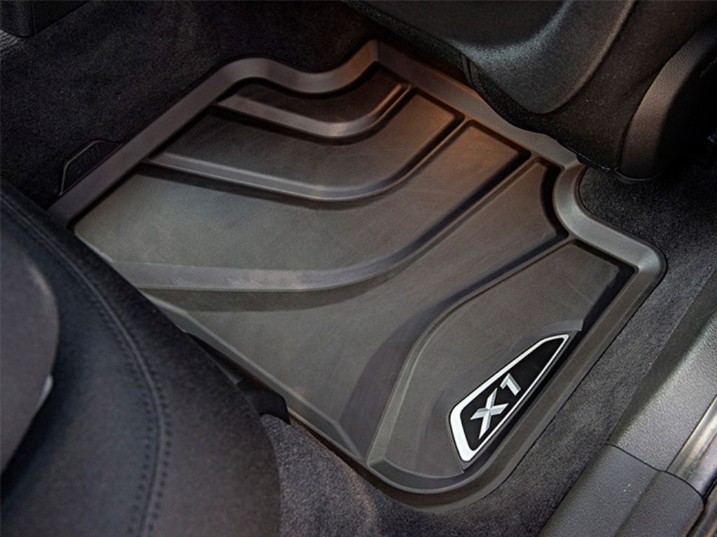 Tapetes BMW X1 Traseiro — BMW - vista 2