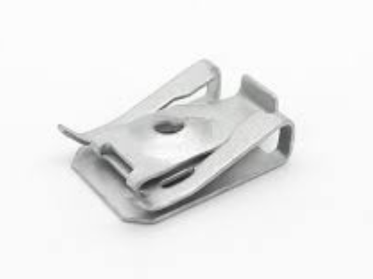 Clip De Aço X1/ X2/ X3/ X4/ X5/ X6 51717065773 — BMW