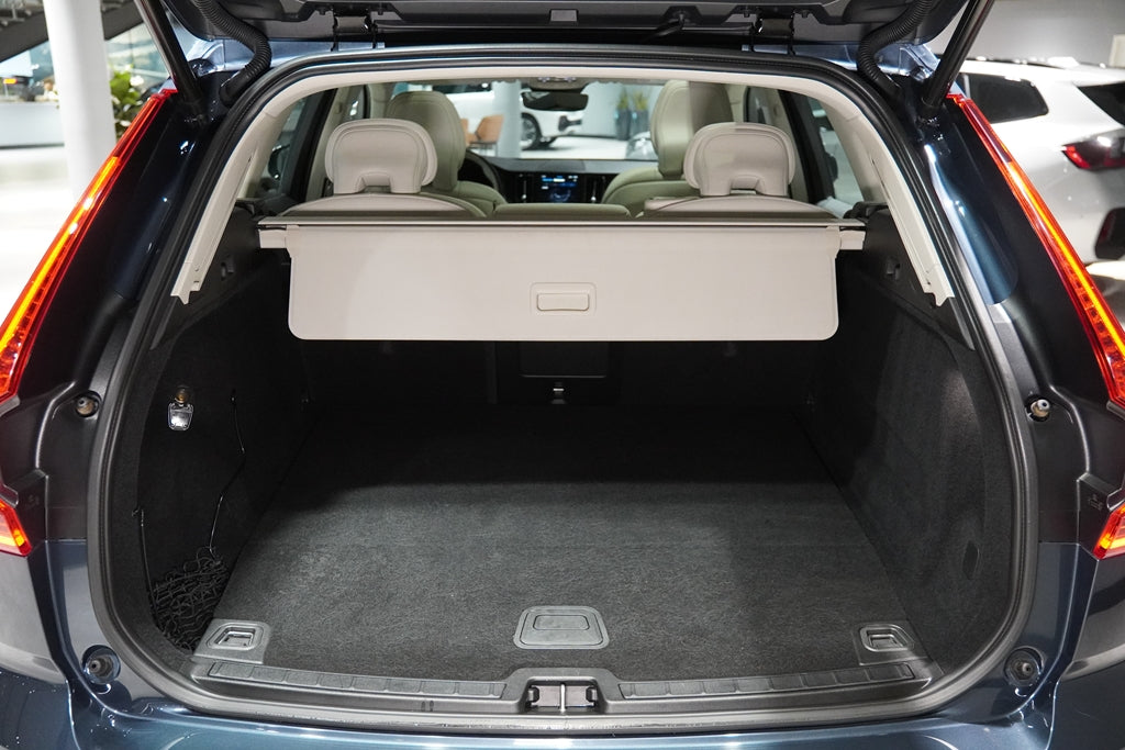 VOLVO XC60 2.0 T8 RECHARGE PLUS AWD GEARTRONIC 2024