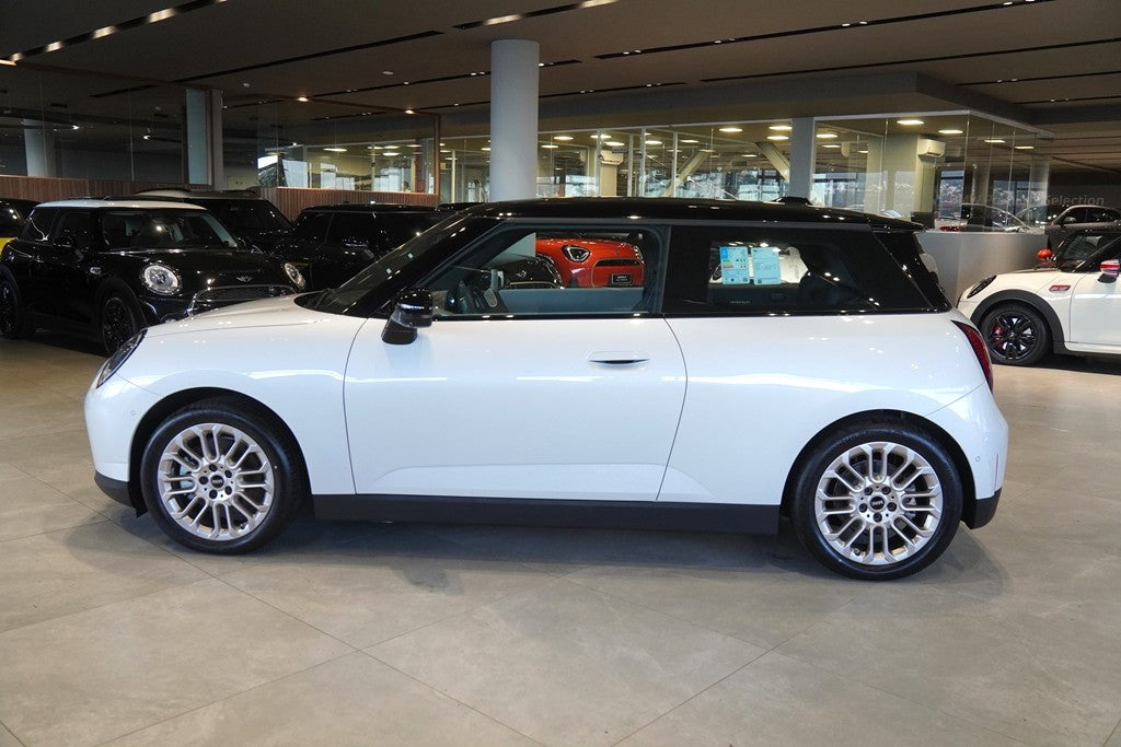 MINI COOPER SE TOP 2P ELÉTRICO 2024