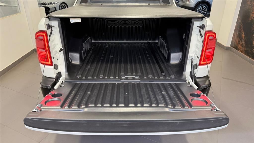 RAM RAMPAGE 2.0 HURRICANE 4 TURBO GASOLINA R/T 4X4 AUTOMÁTICO 2025