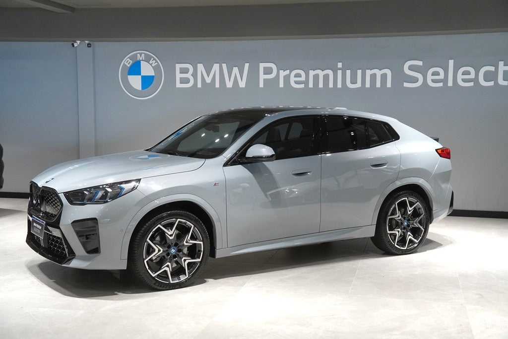 BMW iX2 64,8 KW ELÉTRICO XDRIVE30 M SPORT 2025