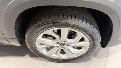 VOLKSWAGEN TAOS 1.4 250 TSI TOTAL FLEX COMFORTLINE AUTOMÁTICO 2022
