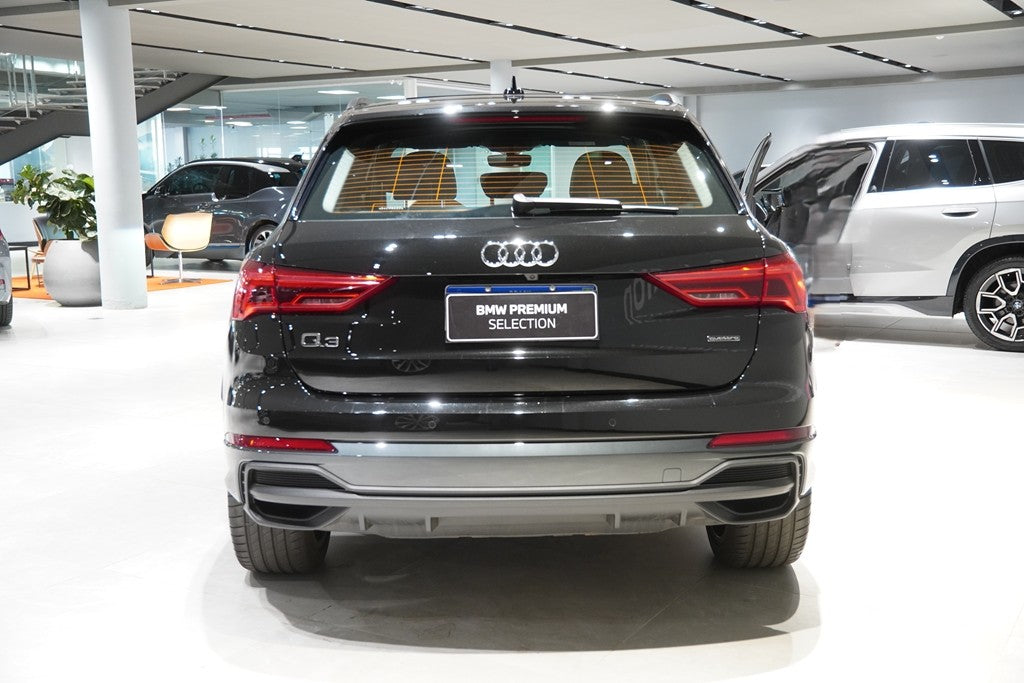 AUDI Q3 2.0 40 TFSI GASOLINA PERFORMANCE BLACK PLUS QUATTRO TIPTRONIC 2024