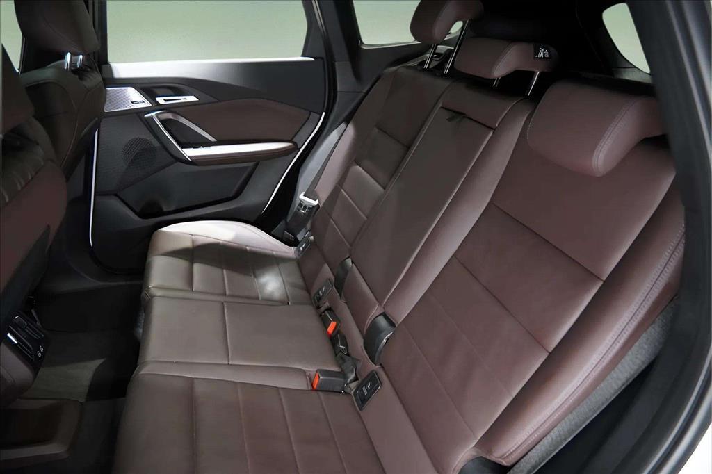 BMW X1 2.0 16V Turbo Gasolina sDrive20i M Sport Steptronic 2026 — foto 12 de 17 (ampliada)