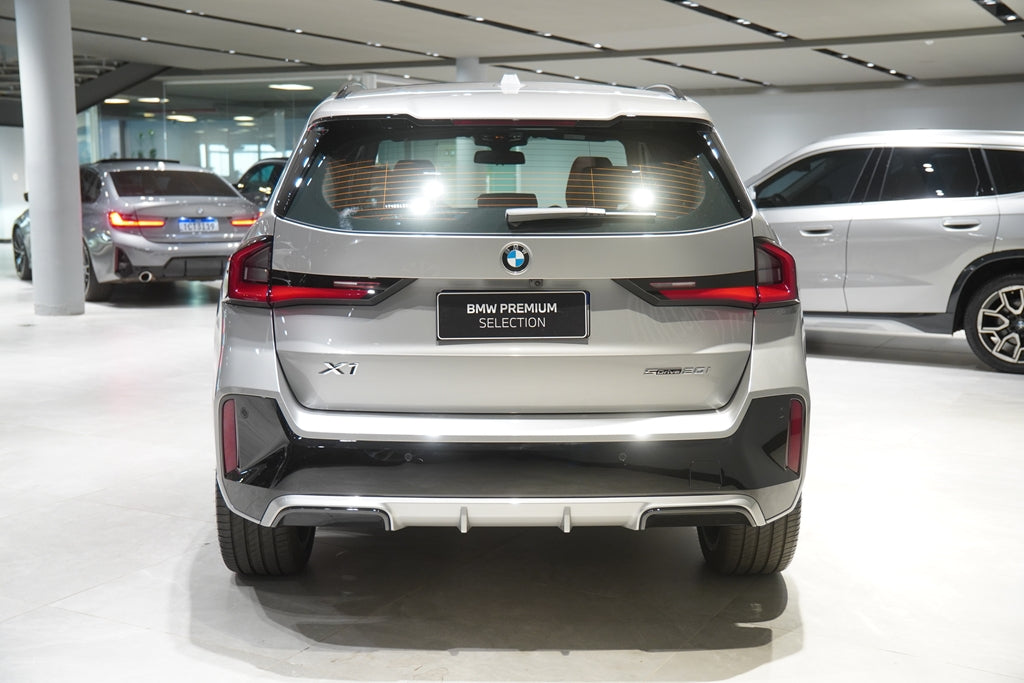 BMW X1 2.0 16V TURBO GASOLINA SDRIVE20I M SPORT STEPTRONIC 2026