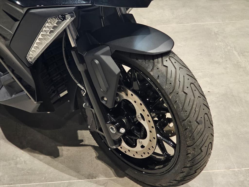BMW C 400 X 2025