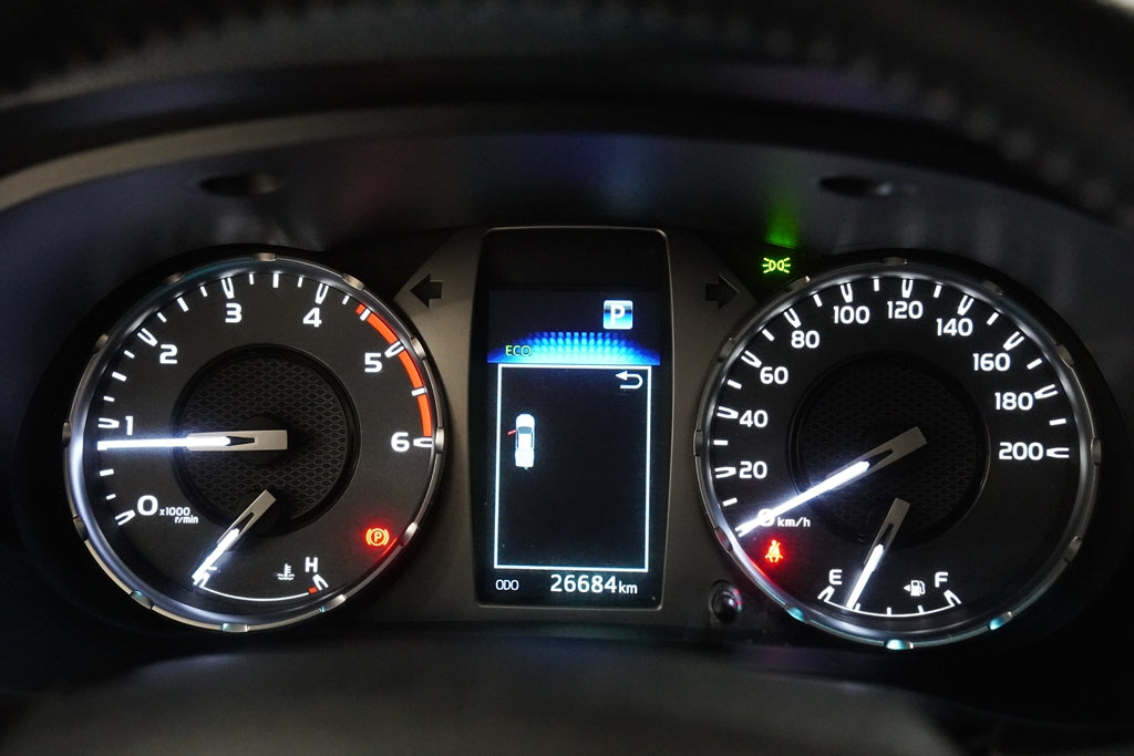 TOYOTA HILUX 2.8 D-4D TURBO DIESEL CD SRX 4X4 AUTOMÁTICO 2025