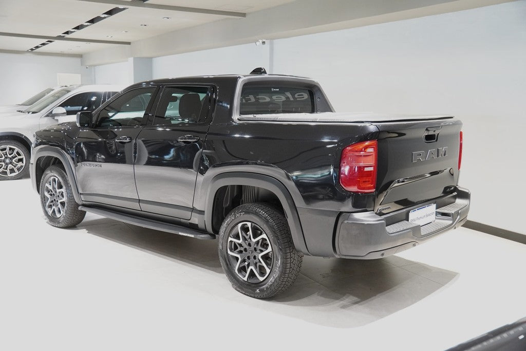 RAM RAMPAGE 2.0 TURBO DIESEL REBEL 4X4 AUTOMÁTICO 2024