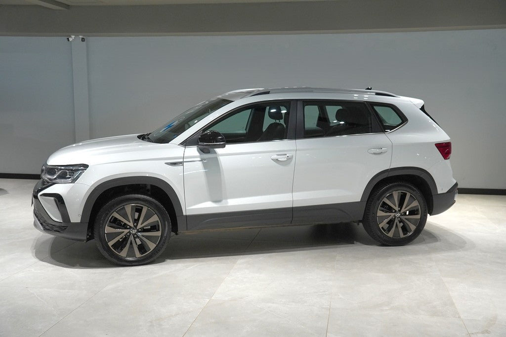 VOLKSWAGEN TAOS 1.4 250 TSI TOTAL FLEX HIGHLINE AUTOMÁTICO 2023