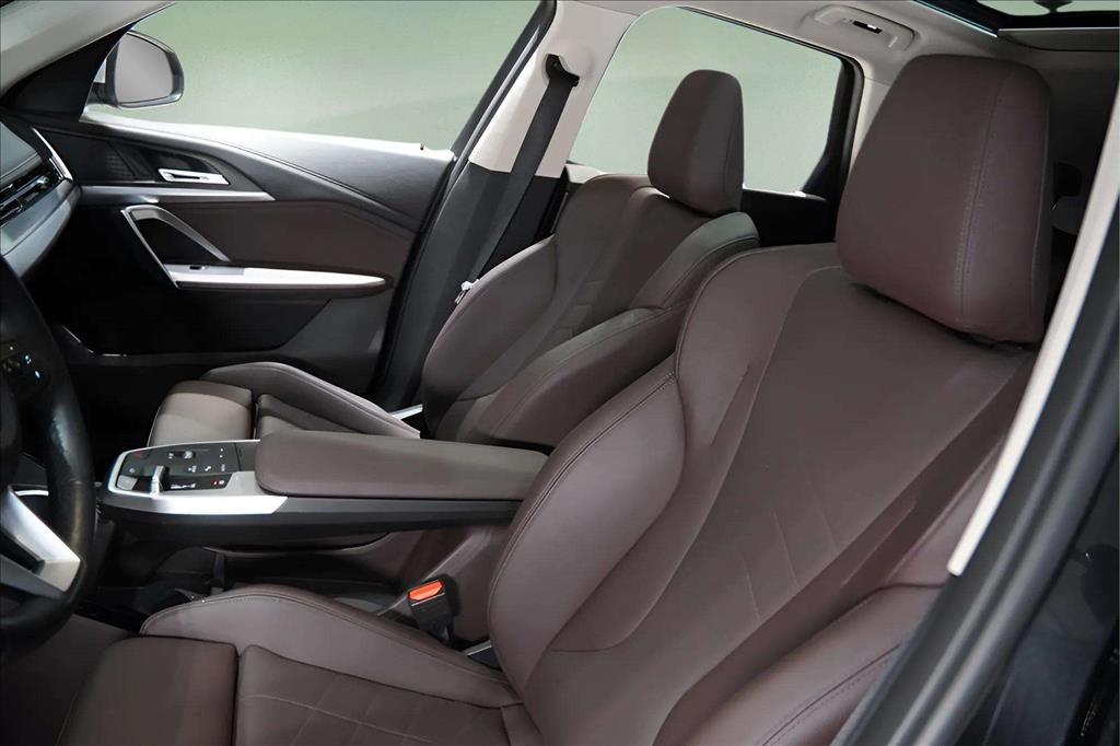 BMW X1 2.0 16V Turbo Gasolina sDrive20i X-Line Steptronic 2023 — foto 8 de 14 (ampliada)