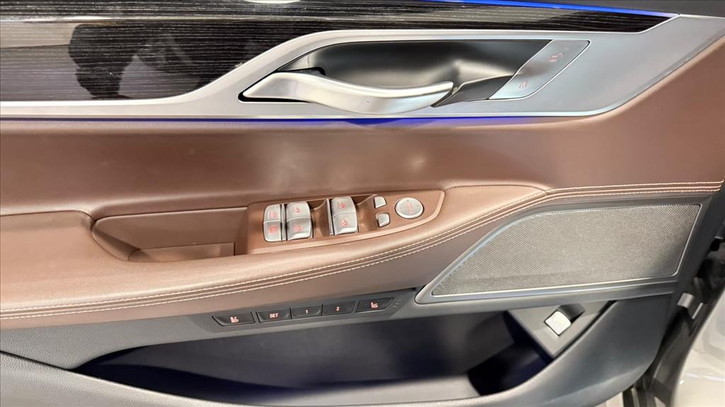 BMW 745Le 3.0 TWINPOWER HÍBRIDO M SPORT AUTOMÁTICO 2020