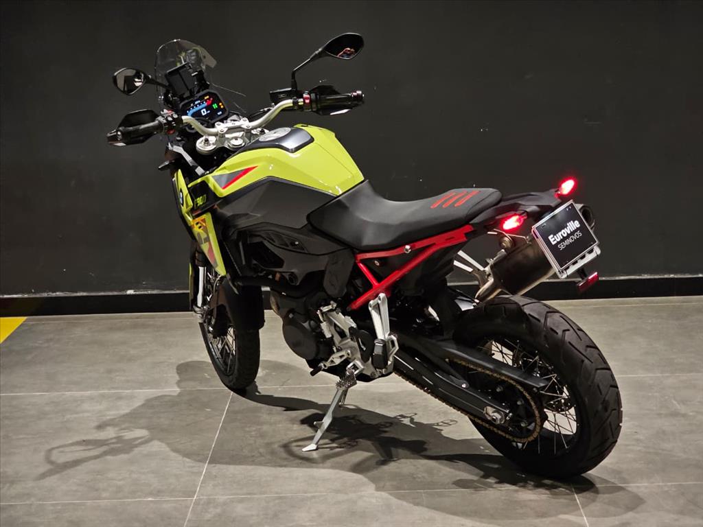 BMW F 900 GS PLUS 2025