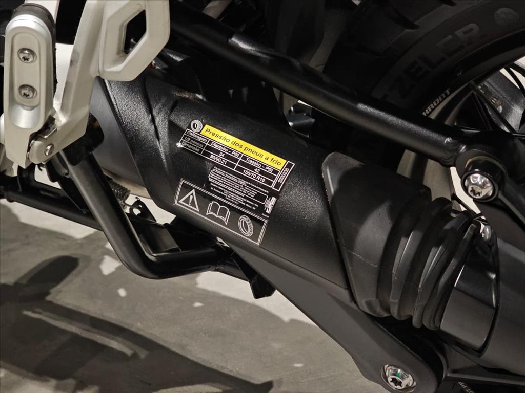 Triumph Tiger 1200 Rally Black Edition 2025 — foto 4 de 8