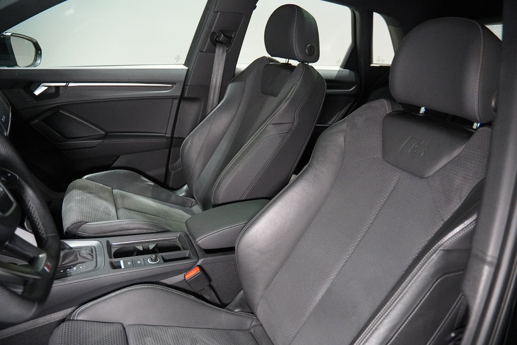 AUDI Q3 2.0 40 TFSI GASOLINA PERFORMANCE BLACK PLUS QUATTRO TIPTRONIC 2024
