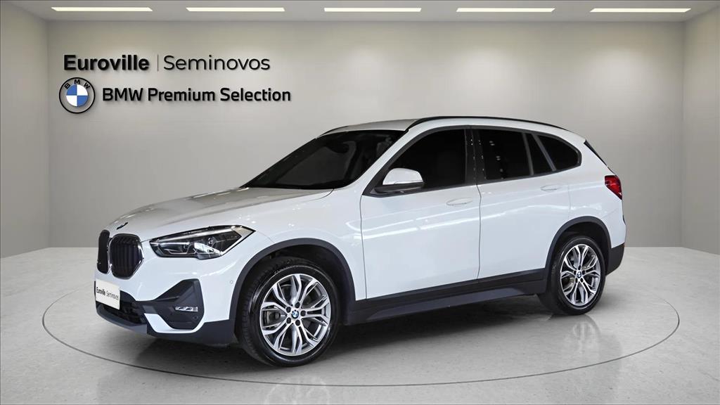 BMW X1 2.0 16V Turbo ActiveFlex sDrive20i 4P Automático 2021 — foto 2 de 20 (ampliada)