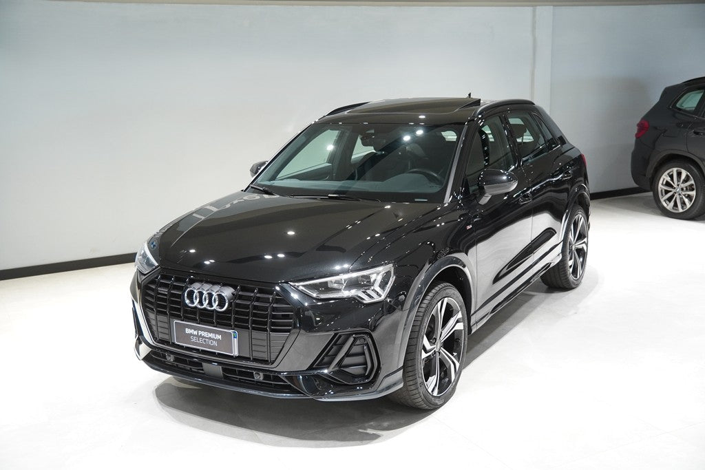 AUDI Q3 2.0 40 TFSI GASOLINA PERFORMANCE BLACK PLUS QUATTRO TIPTRONIC 2024