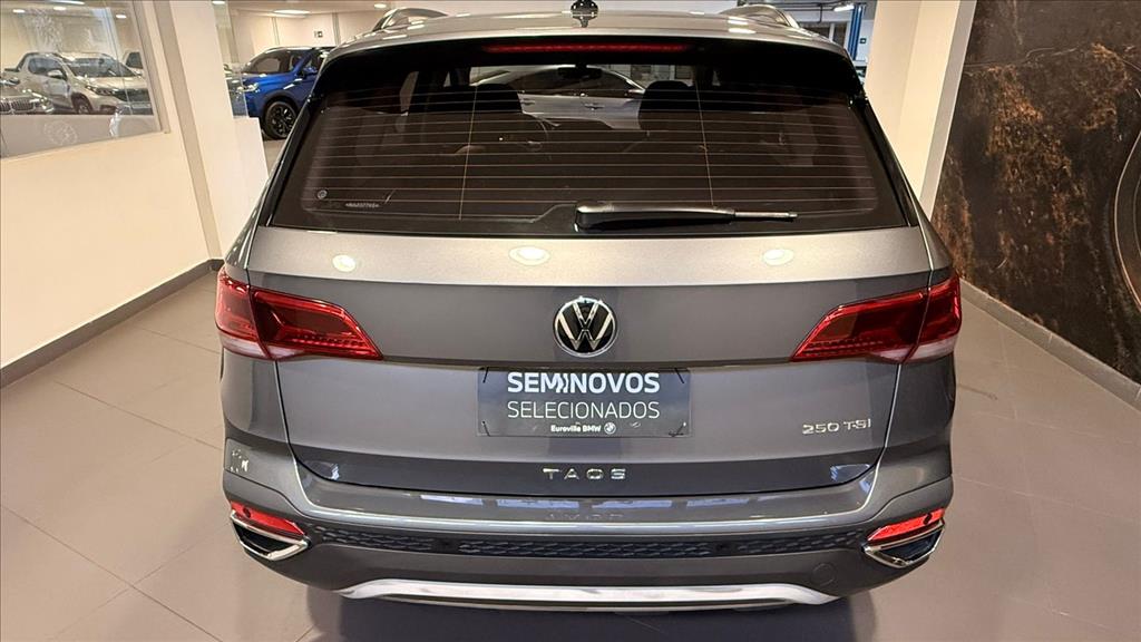 VOLKSWAGEN TAOS 1.4 250 TSI TOTAL FLEX COMFORTLINE AUTOMÁTICO 2022