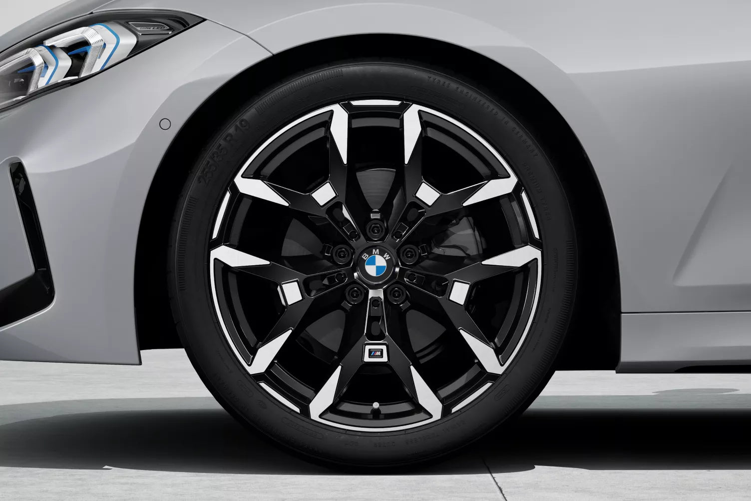 Elegância esportiva em cada detalhe